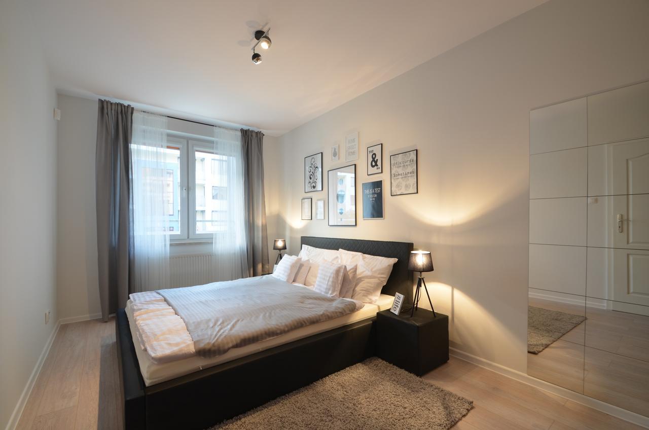 Apartamenty-Plaza Kolobřeh Exteriér fotografie